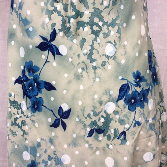 Nicolete Green/Blue Floral Dress - Picture 10 of 12